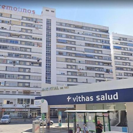 טורמולינוס The Black&White Apartment מראה חיצוני תמונה