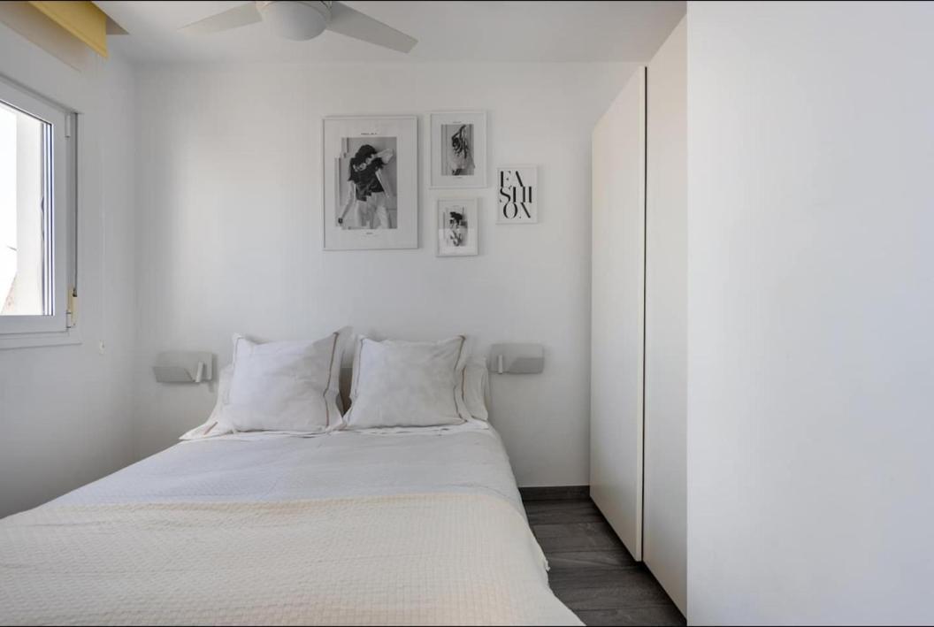 טורמולינוס The Black&White Apartment מראה חיצוני תמונה