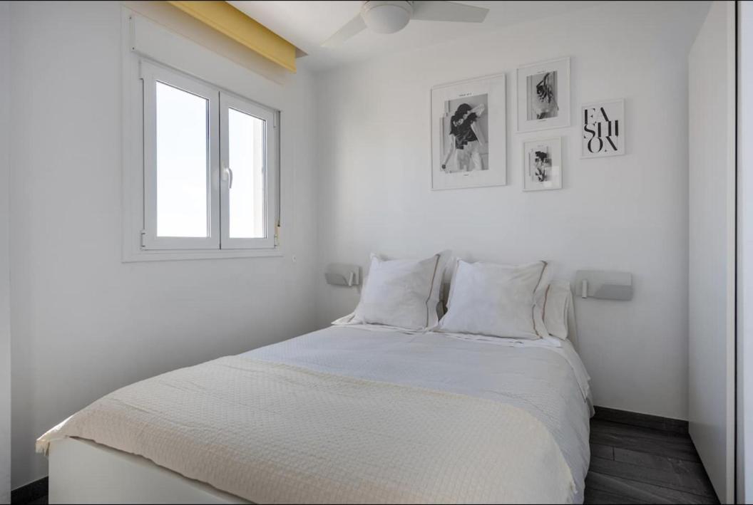 טורמולינוס The Black&White Apartment מראה חיצוני תמונה